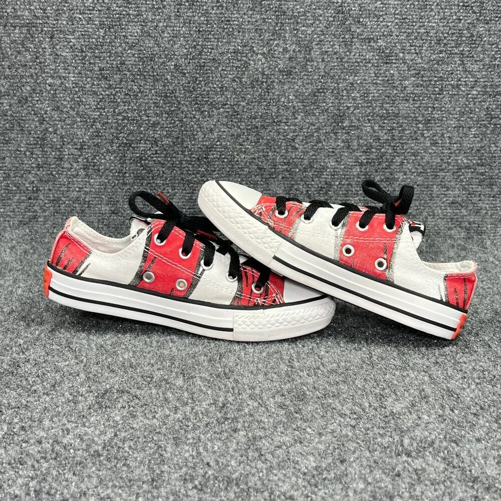 Converse dr seuss
